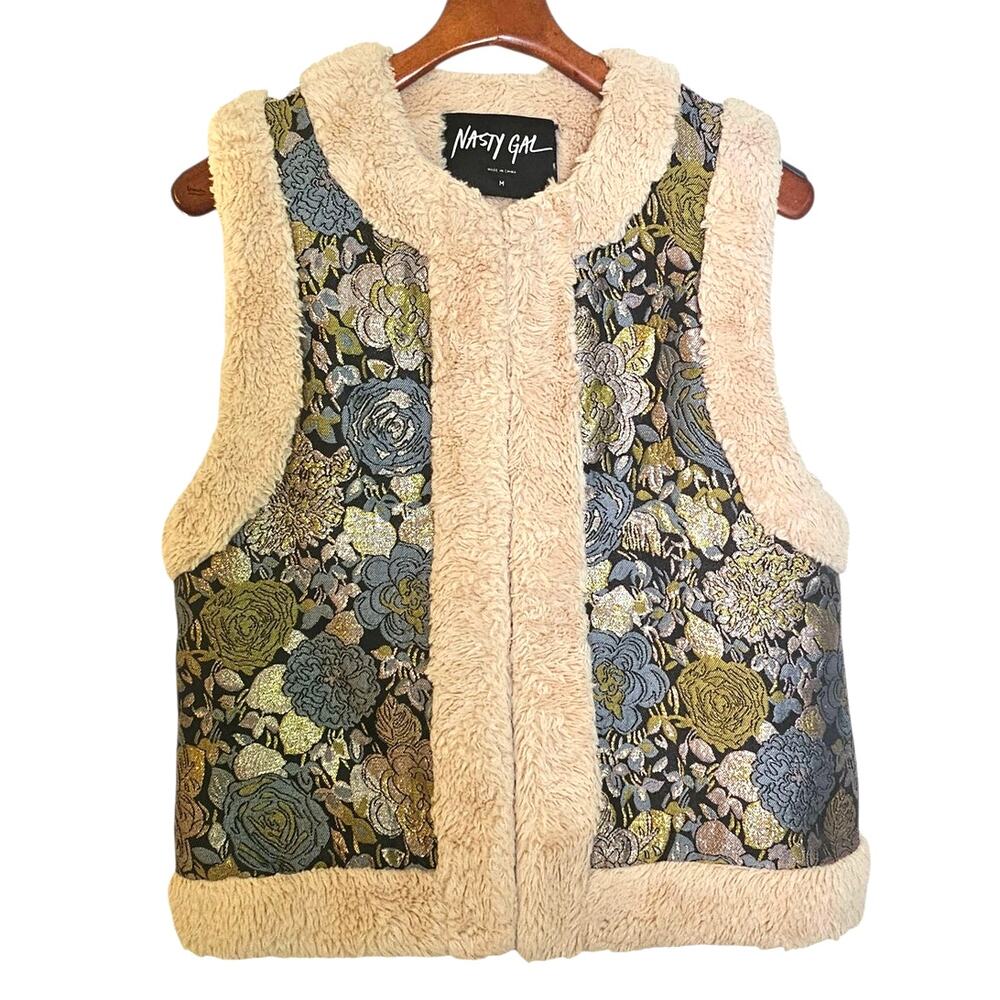 Nasty Gal Multicolored Tomorrow's Dream Jacquard Whimsy Boho Vest with Faux Fur - Picture 3 of 7